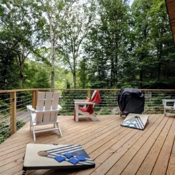 Modern A-Frame ~ Creeks & River Nearby ~ 8 Miles from Downtown Chattanooga