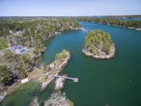 Breathtaking Oceanfront Views with Deep-Water Dock and Mooring