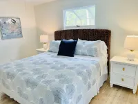 Have it all at this beautiful waterfront Homosassa home close to all amenities.