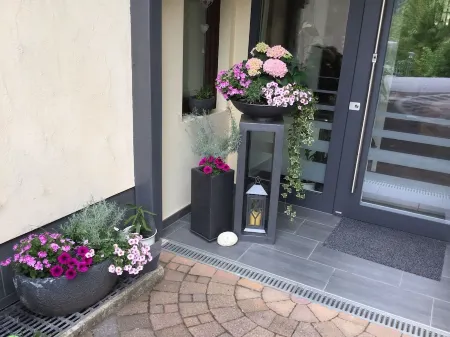☎️Gemütlich furnished vacation apartment with balcony for 2-8 Personen☎️