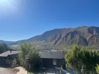 Spacious 5-bedroom house with an incredible view in Glenwood Springs - 4-Star