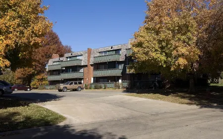 Heritage Suites 44 Отели рядом с достопримечательностью «Kansas State University Gardens»