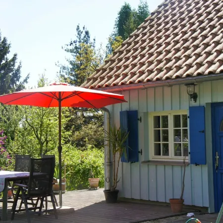 large holiday home with terrace and garden - close to the old town, family friendly