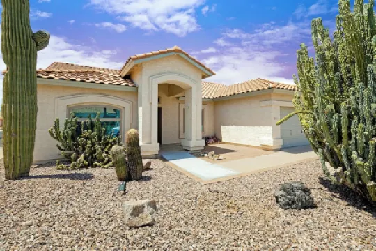 Pool Home only minutes from Downtown Gilbert for the whole crew!