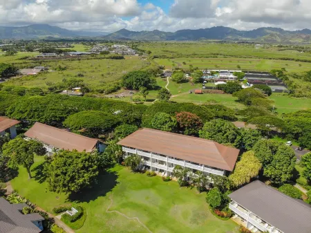 Beautiful 2 BR. Kiahuna plantation condo partial ocean view upgraded with A/C