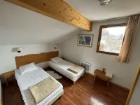 Chalet 6 Pers -piscine Chauffée- Superdevoluy Hotels in Ле Деволюи