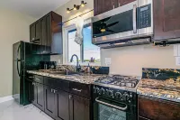 Experience Tropical Tranquility: Luxury Studio Home in Hilo!