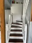 Golden Beachhouse - 5 mins from 90mile beach and shops