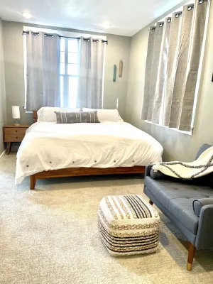 Bay Window -incredible river views- Old Town- new deck! Stairs. Hotels near The Kyle Building