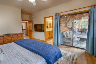 Torreon Cardinal Landing Cabin With Party Garage Hotel dekat Northland Pioneer College