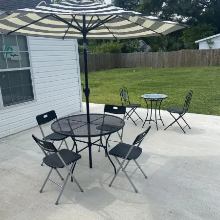 Amazingly clean, unique and spacious 4 Bedroom home near Casinos