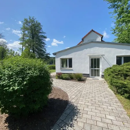 Vacation apartment "Hang" in a vacation home - directly on the lake Hotels in Mittenwalde
