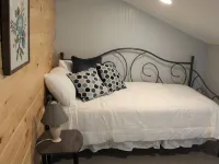 Near Grayson Highlands Hot Tub & Creekside Fun Hotels in Wilson Creek
