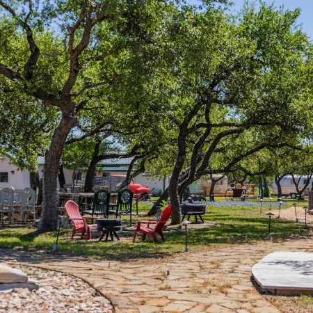 Glamping in Spicewood TX Hill Country ~ Cabin 3 The Sonnie at Green Acres