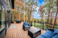 Lake Harmony Access - Swim/Beach, Arcade, Firepit, Outdoor Griddle, 8Min to Ski - 4-Star