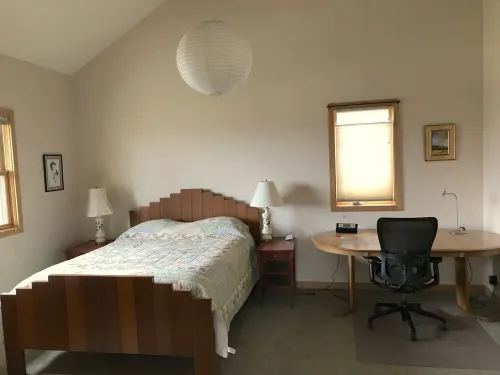 Architect's upscale home near HIstoric Downtown Hotel a Sheridan