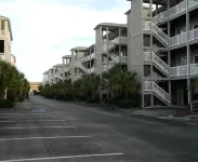 Beach Front Condo With Wonderful Ocean View
