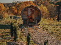 Aladdin Inspired Fairytale Cabin Hot Tub 3 Miles from Hocking Hills State Park Hotels in Swan Township