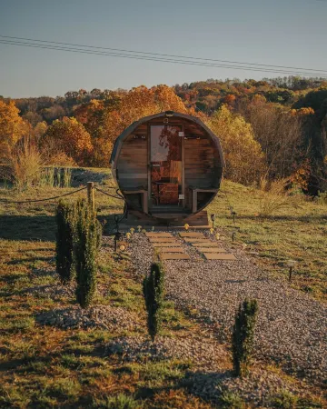 Aladdin Inspired Fairytale Cabin Hot Tub 3 Miles from Hocking Hills State Park