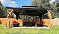 Spacious 4BR 2-Story North Houston Vacation Rental Hotels near WoodsEdge Community Church