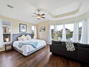 Unique Restful 3BR @Waterview