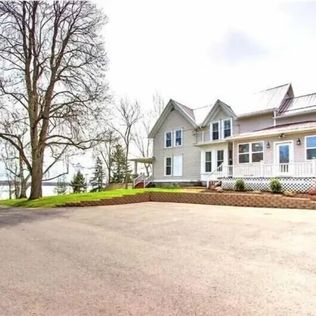 Beautiful 5 bedroom Lake House across the street from Cayuga Lake.