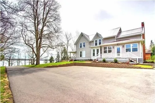 Beautiful 5 bedroom Lake House across the street from Cayuga Lake.
