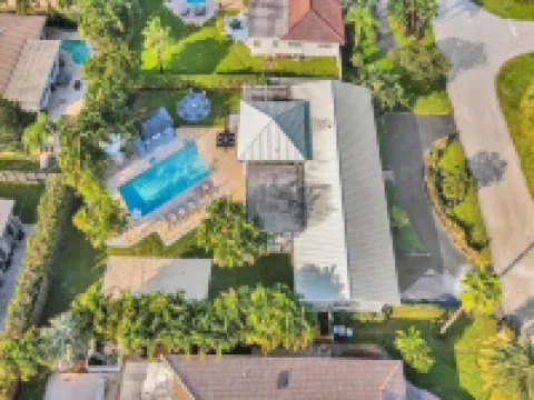 Resort Villa 6BR Heated Pool Beach Volleyball Game Room Mini Golf Hotels in Lighthouse Point