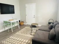 Quiet Studio in New Port Richey Downtown. Apartment B Hotels in New Port Richey