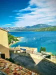 In the heart of 4600m2 of oaks, quiet: swimming pool, tennis, pétanque, private - Pools
