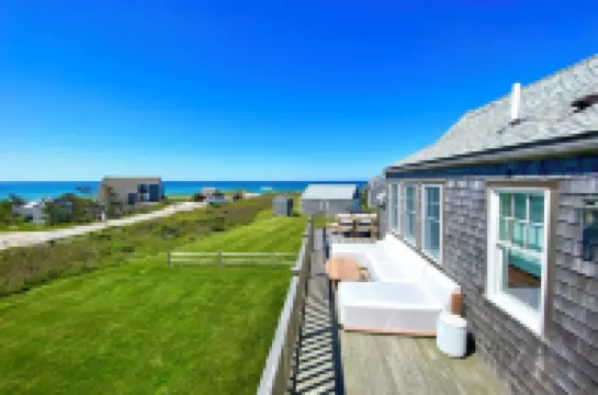 Luxury Dreamy Madaket Destination - Beachside, Ocean Views & Lifelong Memories