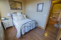 Charming Condo on Historic 25th Street