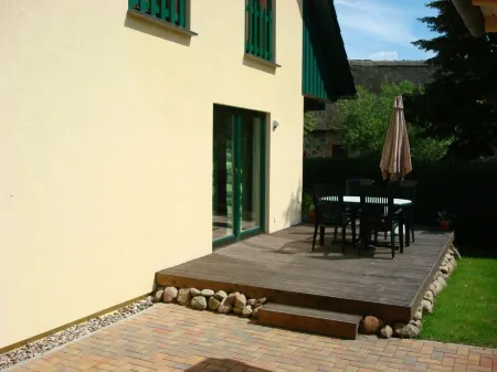 Pure Relaxation! Near Plauer See, Cyclist, Sauna