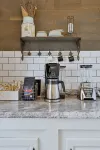 Grange Hill Farmhouse - unwind in wine country, 15 minutes from Lake Michigan