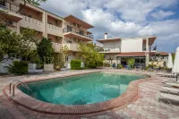 Skentos Hotel