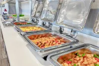 Hilton Garden Inn Toronto/Brampton West - breakfast
