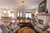 Mint Cottage at Little Washington - a modern, spacious retreat with a view Hotels in Rappahannock County