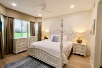 NEW Luxury 2 BR plus den in Greenlinks Condo totally remodeled!