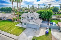 Bach Pad Near Palm Springs, CA Golf, Hockey, Festivals - 5Br Spacious,Pool, Spa - بوتيك