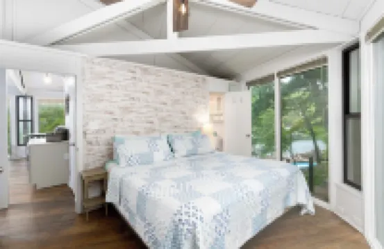 Treetop Village #15, Outdoor Pool Steps Away, Sleeps 8, Pet-Friendly, 13 MM