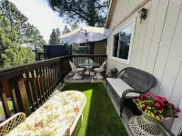 Hillside Home: Amazing Views w/ Big Deck 5 Min. From Downtown + Trailheads!