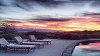 LUXURIOUS- LOS ANGELES- SINGLE STORY- HOME-PANORAMIC VIEW-POOL-SPA