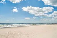 2nd Row, Ocean View, Close to Beach Access, Perfect Location, Pet Friendly