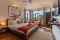 Seclude Palampur, Tea Estate Hotels near Shiv temple,dhang