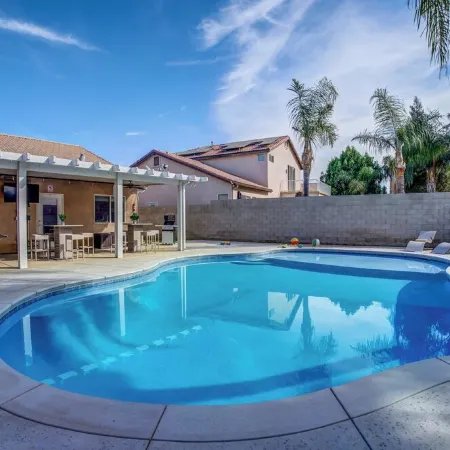 Spacious 4-bedroom house with Pool, Fun BackYard & Amazing Game Room
