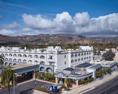 DoubleTree by Hilton Chatsworth Hotel in zona Mason Park