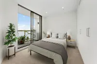 Oversized Unit - Prime Location Hotels in Ryde