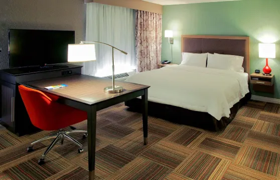 希爾頓歡朋套房酒店-穆爾