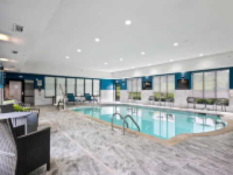 Hampton Inn & Suites Mount Pleasant Hotels in Mount Pleasant