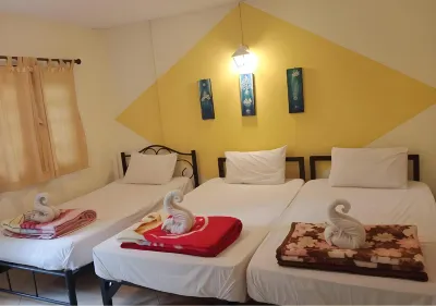 Raikhruewan Resort Muaklek  호텔
